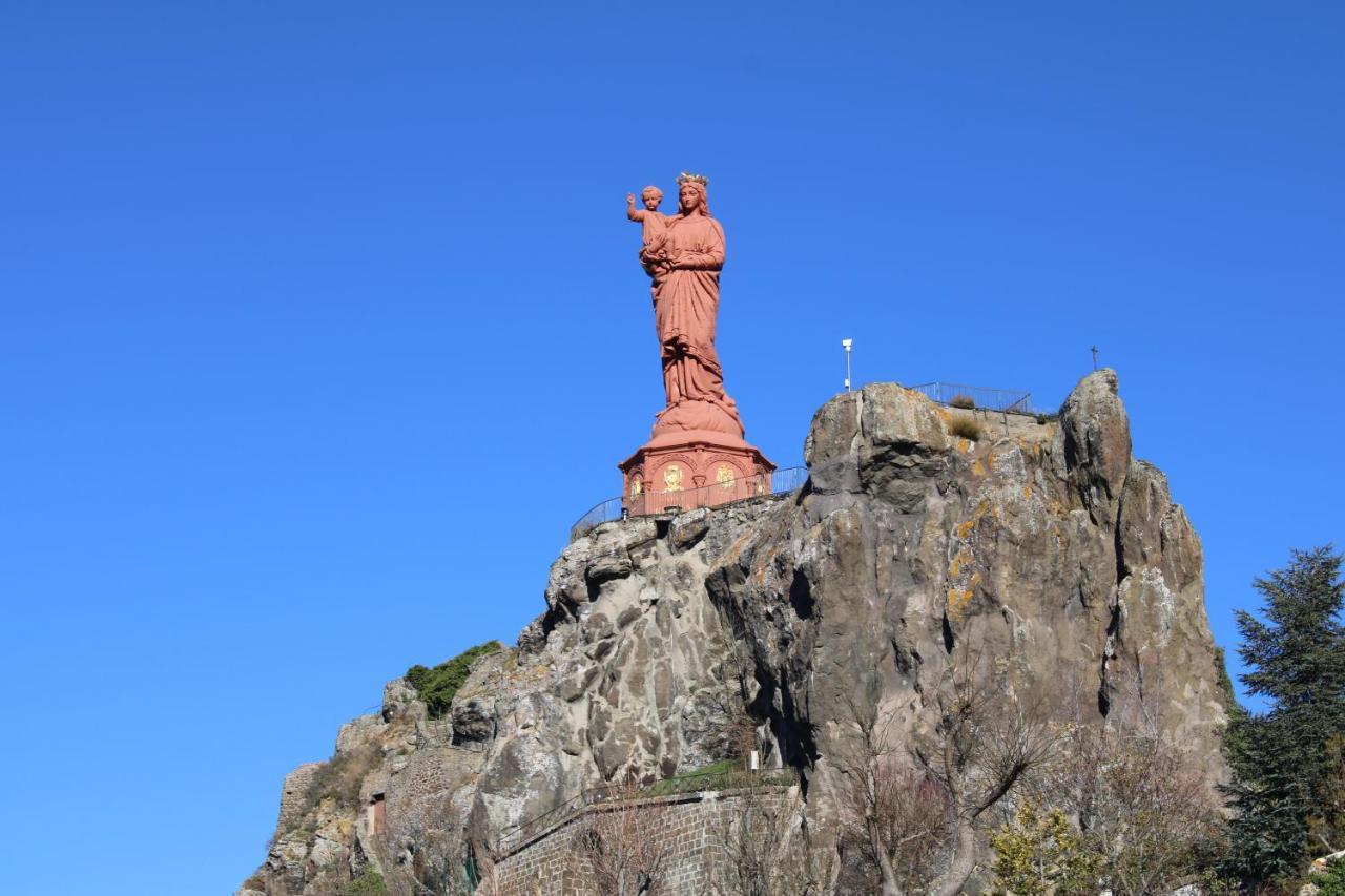 Les Cimes Du Puy-En-Velay Acomodação com café da manhã Le Puy-en-Velay Exterior foto